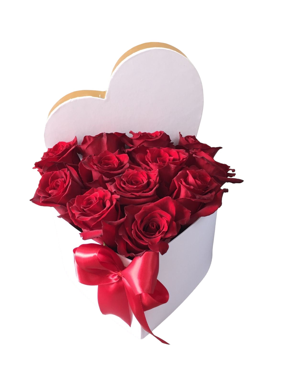 Corazón con 12 flores rojas