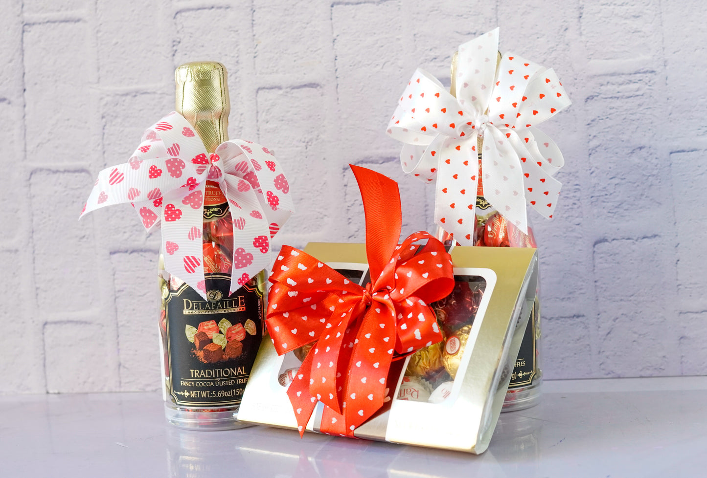Delafaille Trufas de Chocolates en Botella & Chocolates Ferrero Rocher
