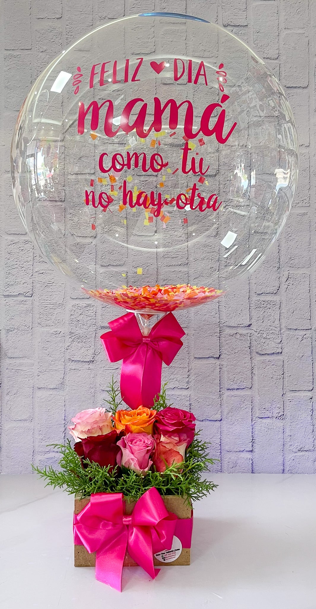 Arreglo de rosas multicolor